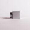 Ponteira Para Varao de Cortina 28mm - Cubo cromado