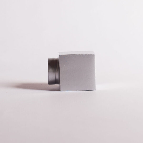 Ponteira Para Varao de Cortina 28mm - Cubo cromado